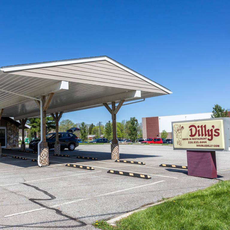 Dilly’s Drive-In – Cuyahoga Falls